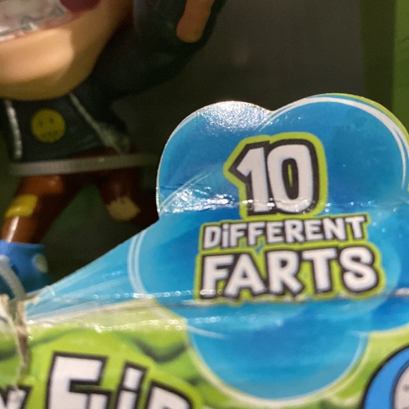 NEW: Fartist Club Farty Flip - Collectable Figure with Sound - Picture 10 of 11